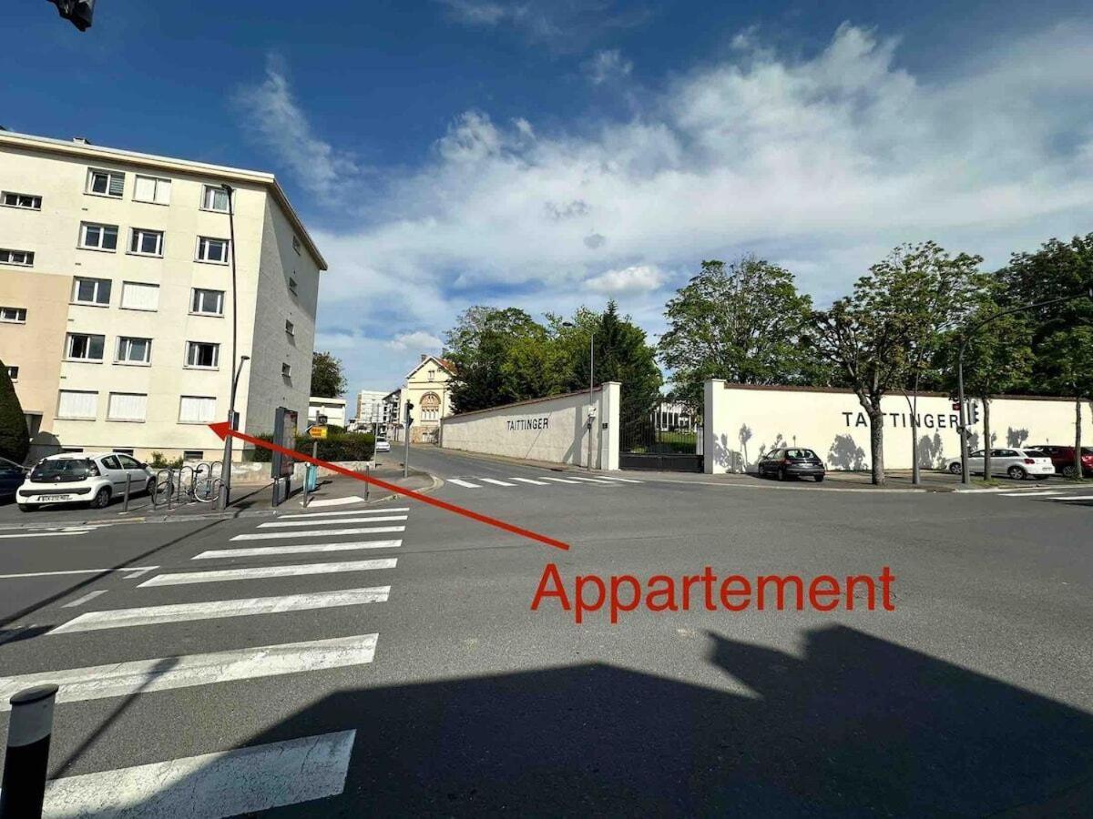 ランスAu Coeur Du Quartier Taittingerアパートメント エクステリア 写真