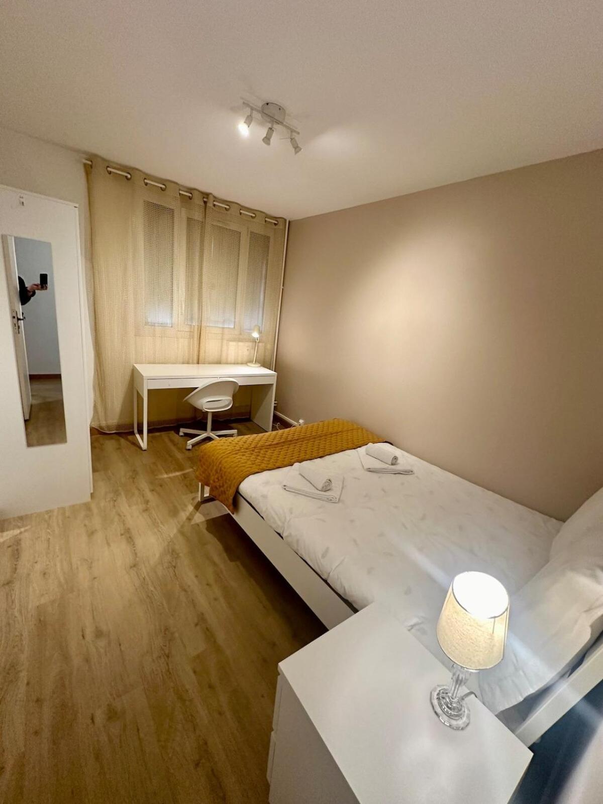 ランスAu Coeur Du Quartier Taittingerアパートメント エクステリア 写真