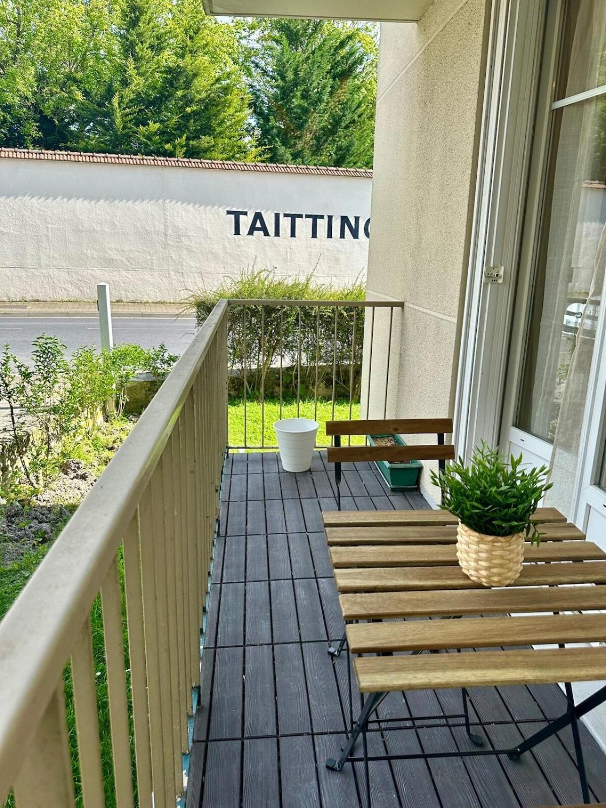 ランスAu Coeur Du Quartier Taittingerアパートメント エクステリア 写真